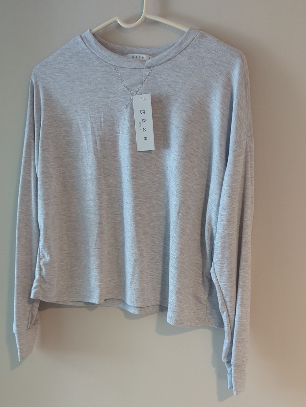 gaze -NWT- Heather Gray Long Sleeve Pullover